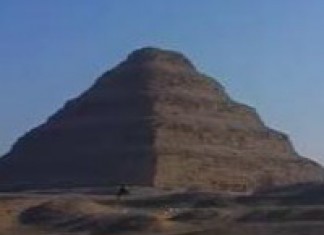 Archaeologists unearth new Egyptian mummies